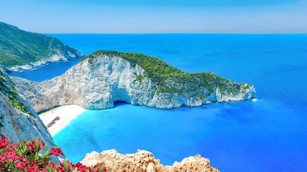 Zakynthos (Zante): Witness the iconic Shipwreck Beach and hidden sea caves.