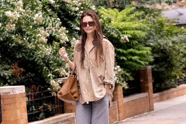 Katie Holmes: Defying Hollywood's Dictates
