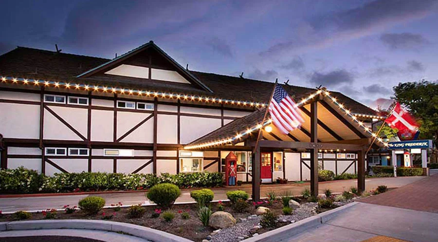 Experience the heart of Solvang at the newly remodeled New Haven Inn. 