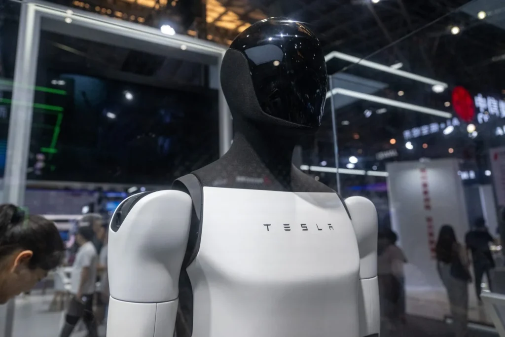 Elon Musk's Optimus Bot: More Hype Than Reality at Tesla's Robo-Taxi Event